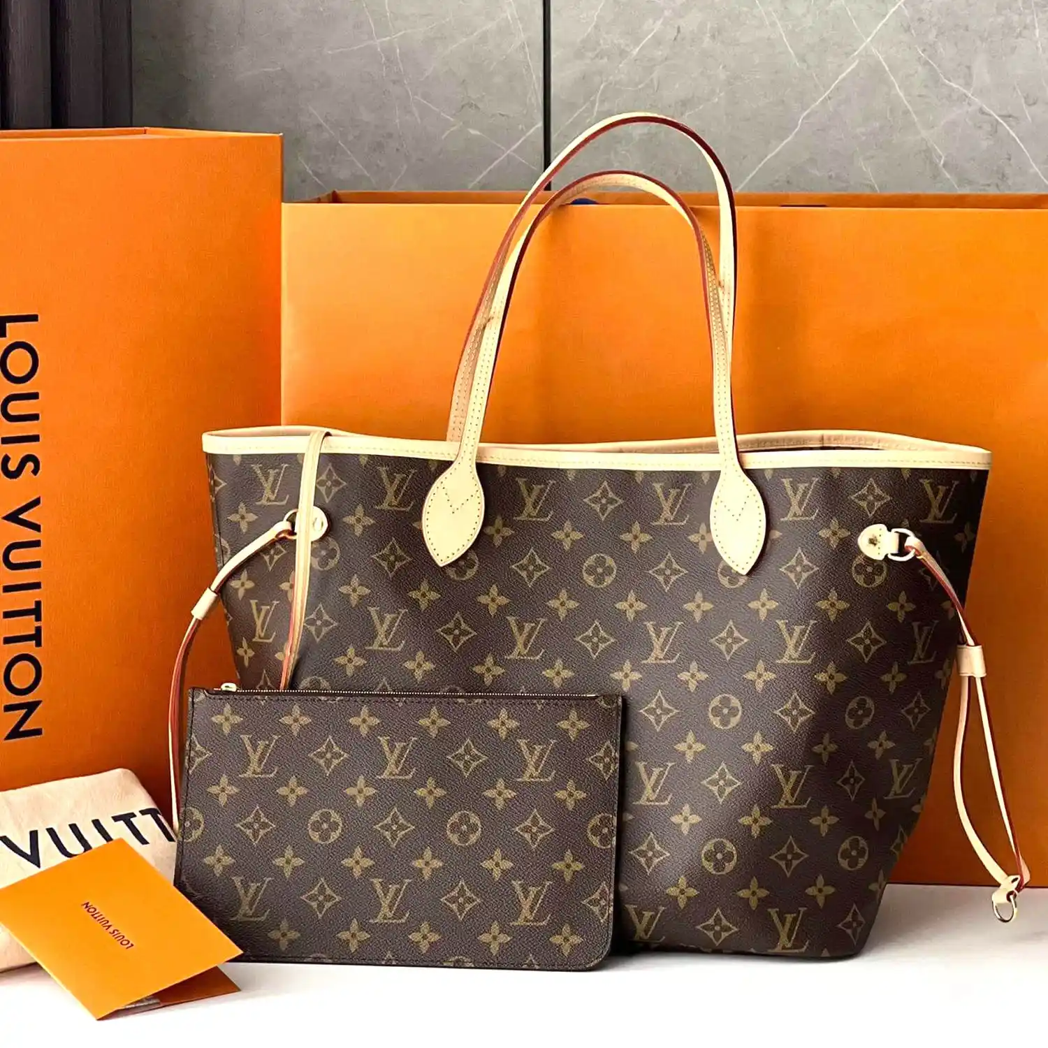 Image of Neverfull Tote Bag from Louis Vuitton